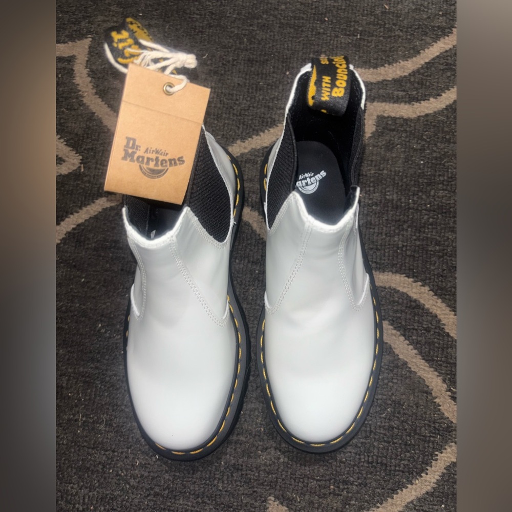 NWT Dr. Martens AirWair White Leather Boots